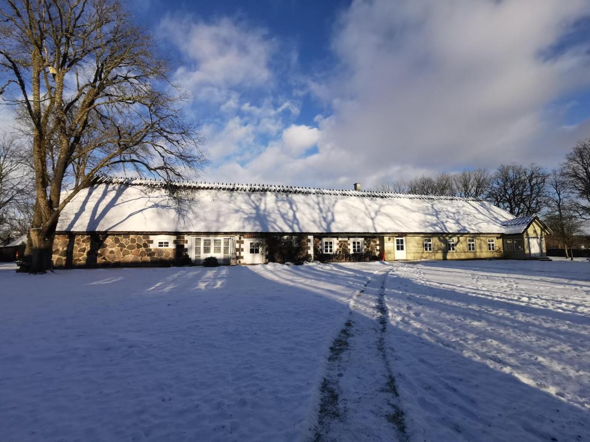 Vanatoa Taluhotell Koguva Eksteriør bilde